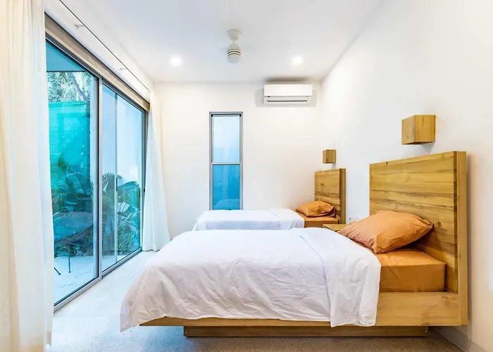 House 1 Villa